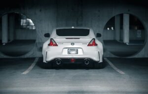 Comment optimiser la gestion immobilière de vos box de parking en voyage ?