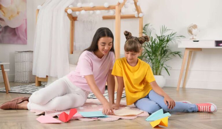 Quelles activités créatives faire chez soi sans matériel